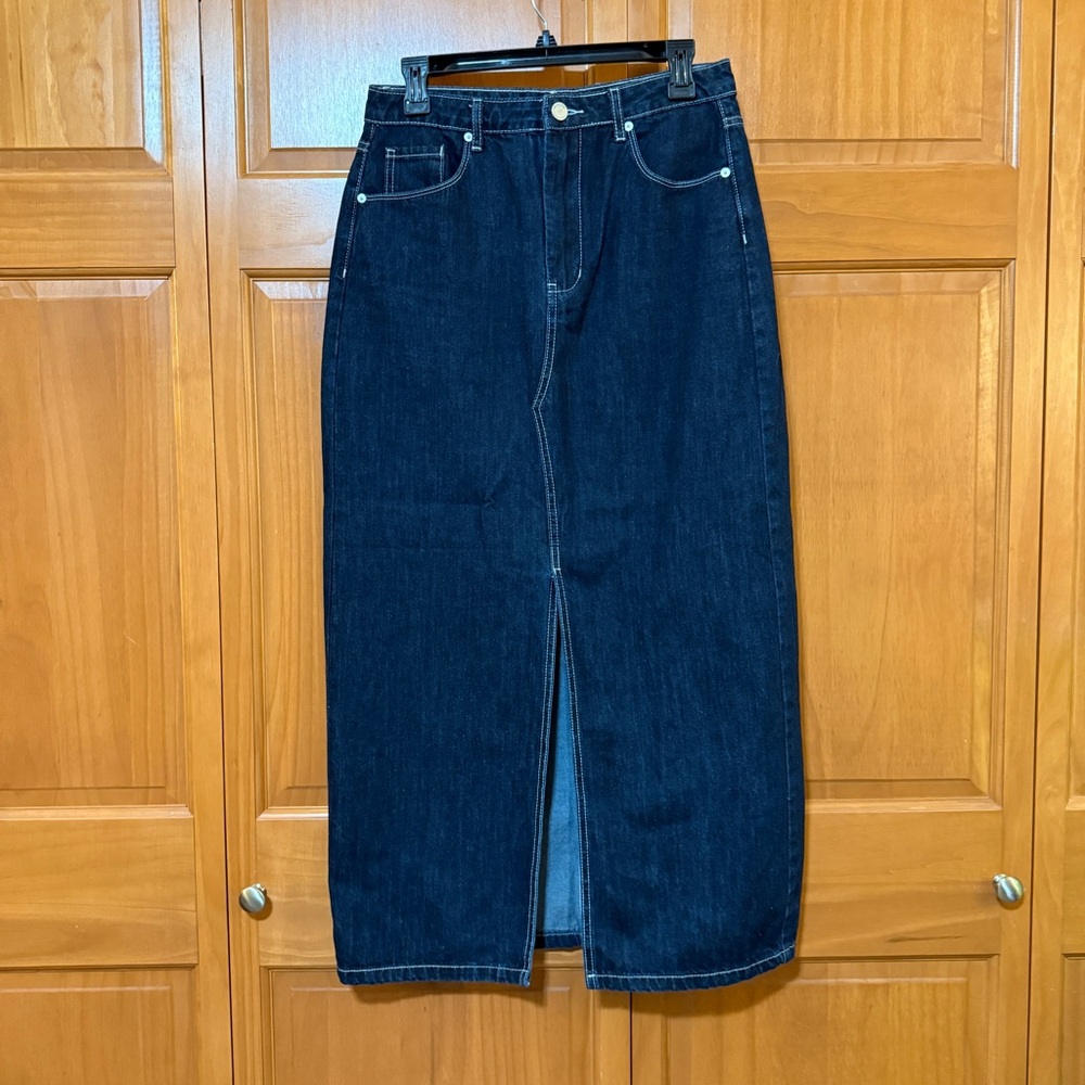 Blank NYC Slit Front Dark Blue Contrast Stitch Denim Maxi Skirt